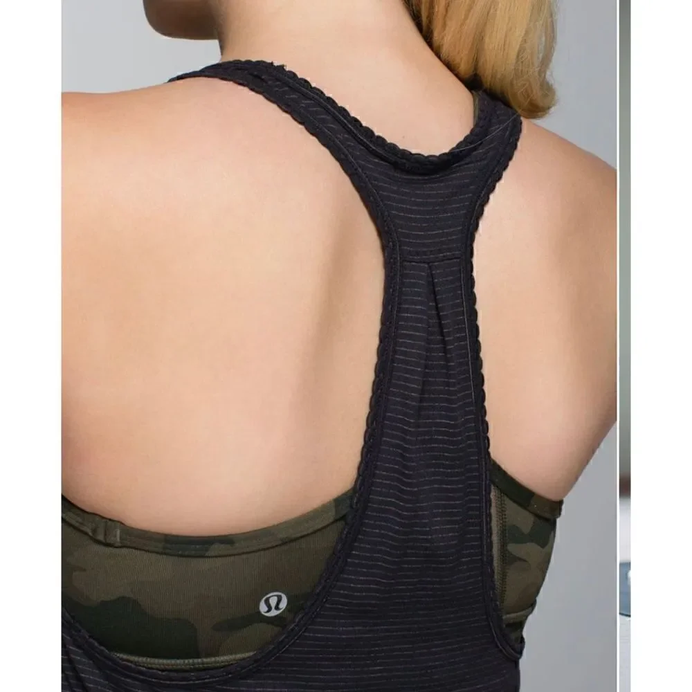 Lululemon 105 F Singlet (Seriously Light Luon) size 4 Black
